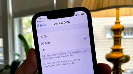 白云苹果手机维修分享iPhone 12如何打开或关闭5G网络 